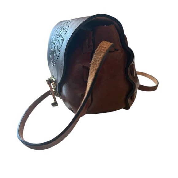 Vintage Tooled Genuine Leather Festival Saddle Bag Mini Purse Toggle Closure - Picture 5 of 15